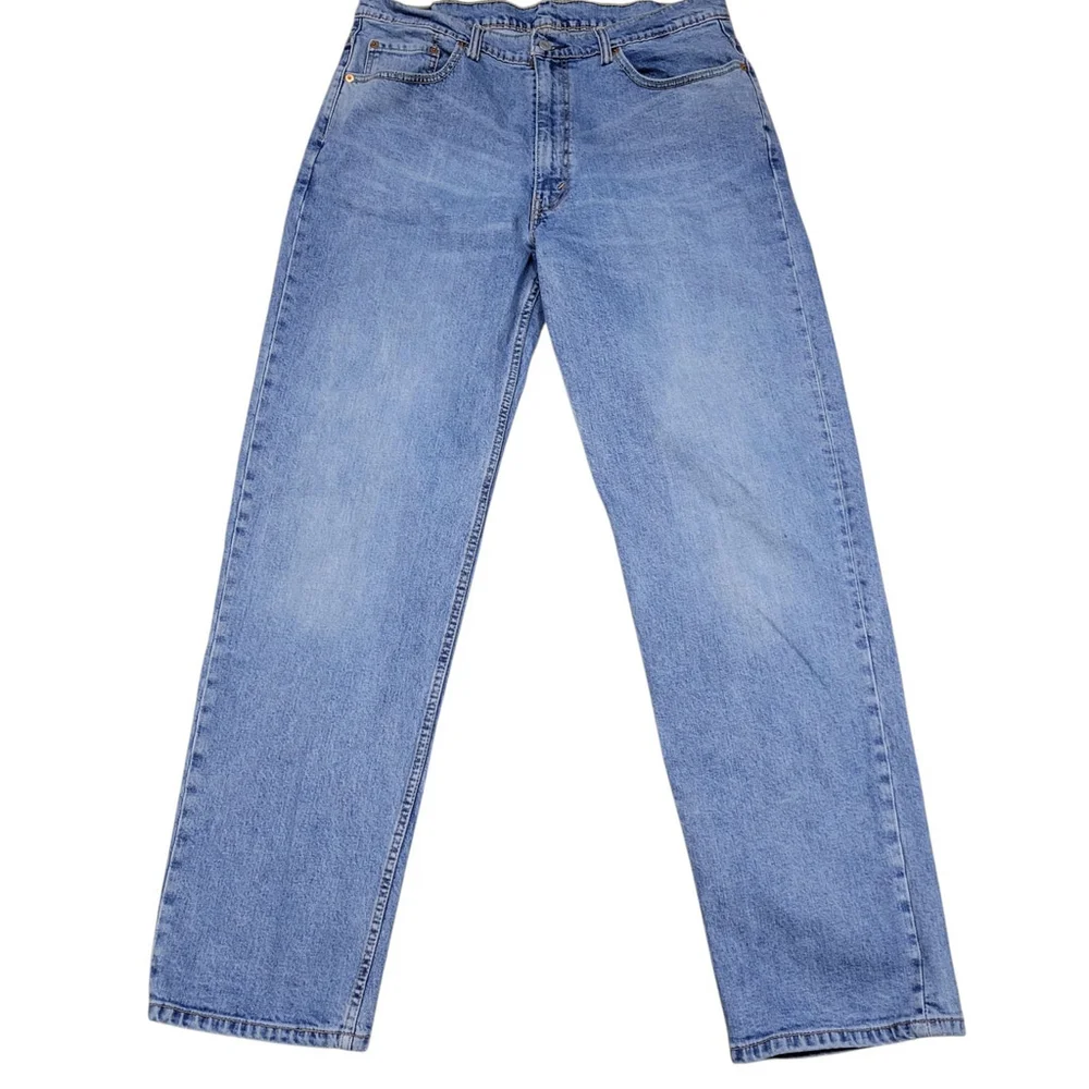 Levis levi 550